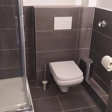 Frisch Renoviertes Appartement Mönchengladbach Exterior foto